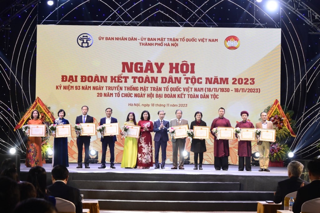 Rộn ràng Ngày hội Đại đoàn kết toàn dân tộc thành phố Hà Nội năm 2023