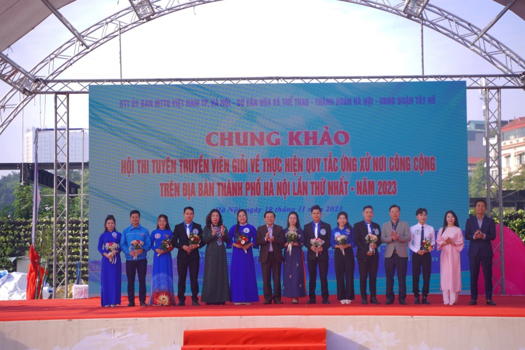Huyện Thanh Oai đạt giải Nhất tuyên truyền quy tắc ứng xử