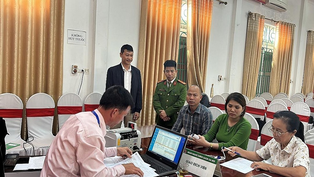 Huyện Thạch Thất hỗ trợ người chấp hành xong án phạt tù