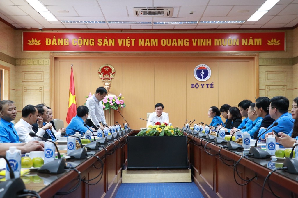 34 đại biểu ngành Y tế dự Đại hội XIII Công đoàn Việt Nam