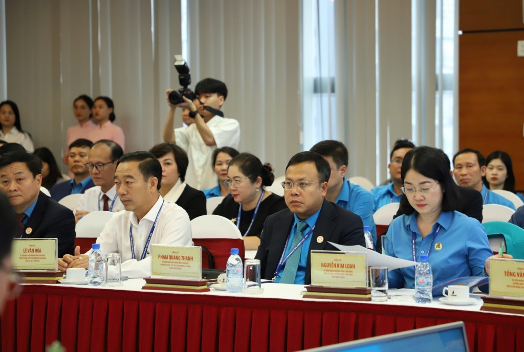 Bàn giải pháp phát triển đoàn viên, nâng cao chất lượng cán bộ Công đoàn