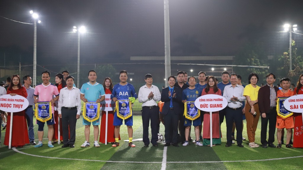 Những hình ảnh đẹp tại Giải bóng đá Công đoàn Long Biên chào mừng Đại hội XIII Công đoàn Việt Nam