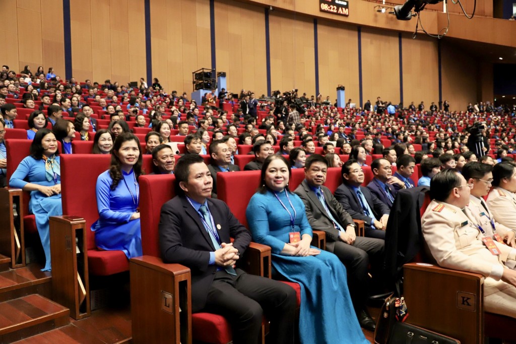 TRỰC TUYẾN HÌNH ẢNH: Toàn cảnh phiên trọng thể Đại hội XIII Công đoàn Việt Nam