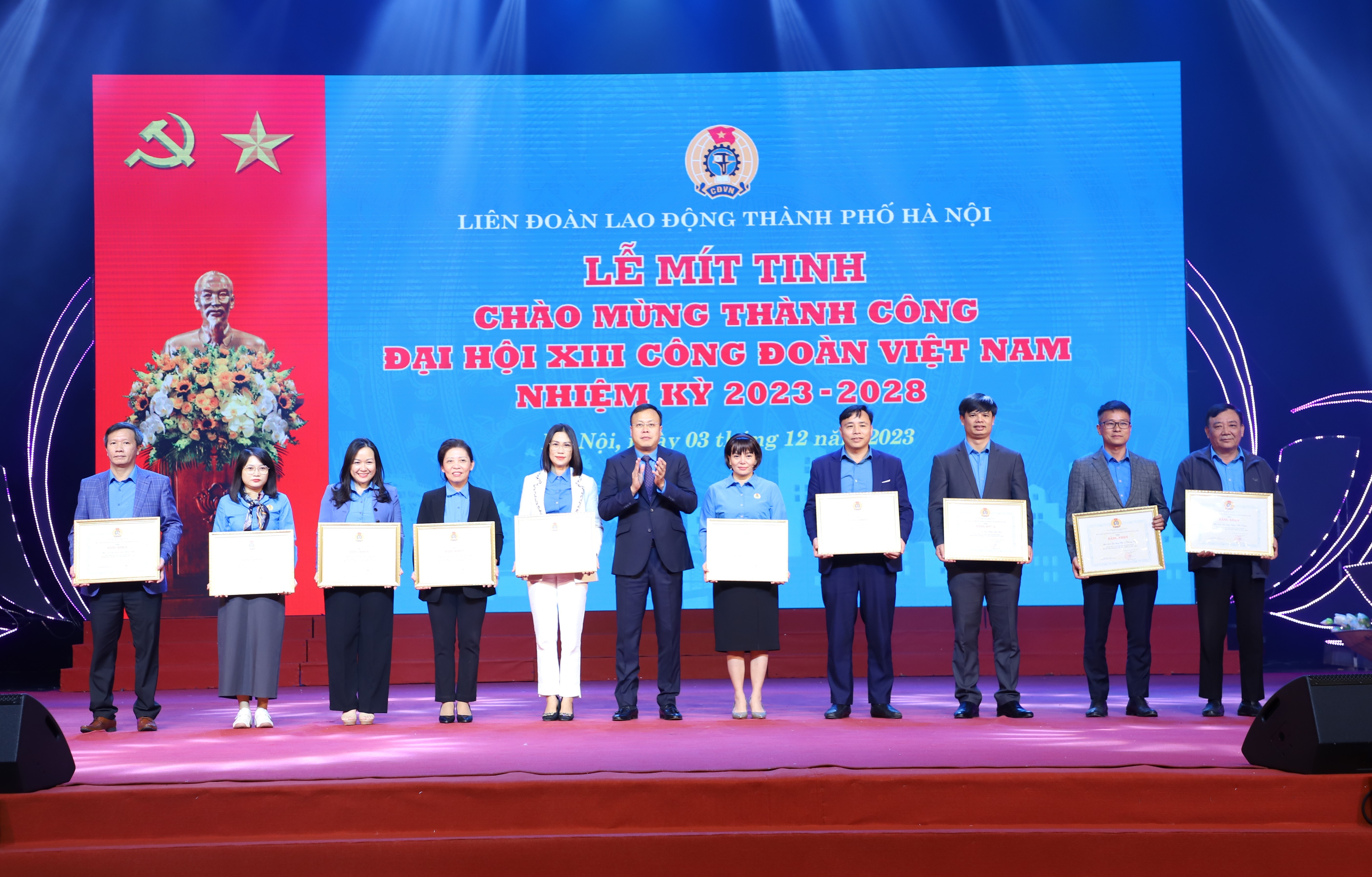 LĐLĐ thành phố Hà Nội mít tinh chào mừng thành công Đại hội XIII Công đoàn Việt Nam
