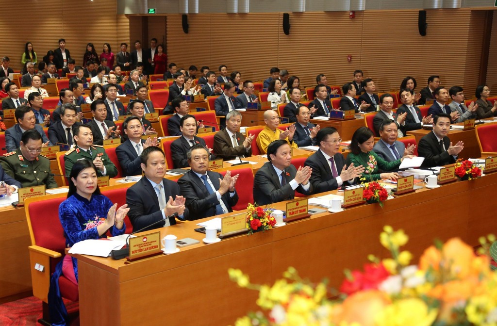 HĐND thành phố Hà Nội lấy phiếu tín nhiệm 28 chức danh