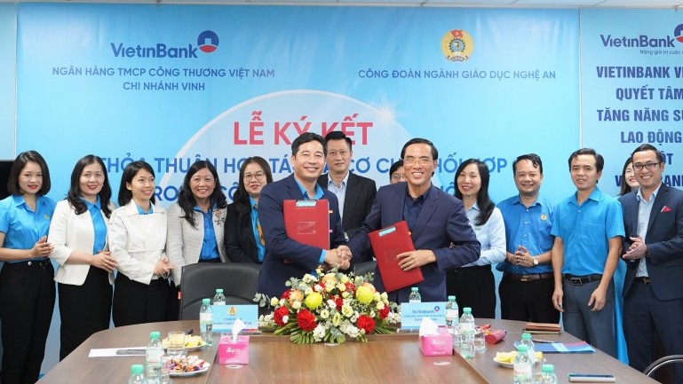 Công đoàn ngành Giáo dục Nghệ An và VietinBank Vinh ký kết thoả thuận hợp tác