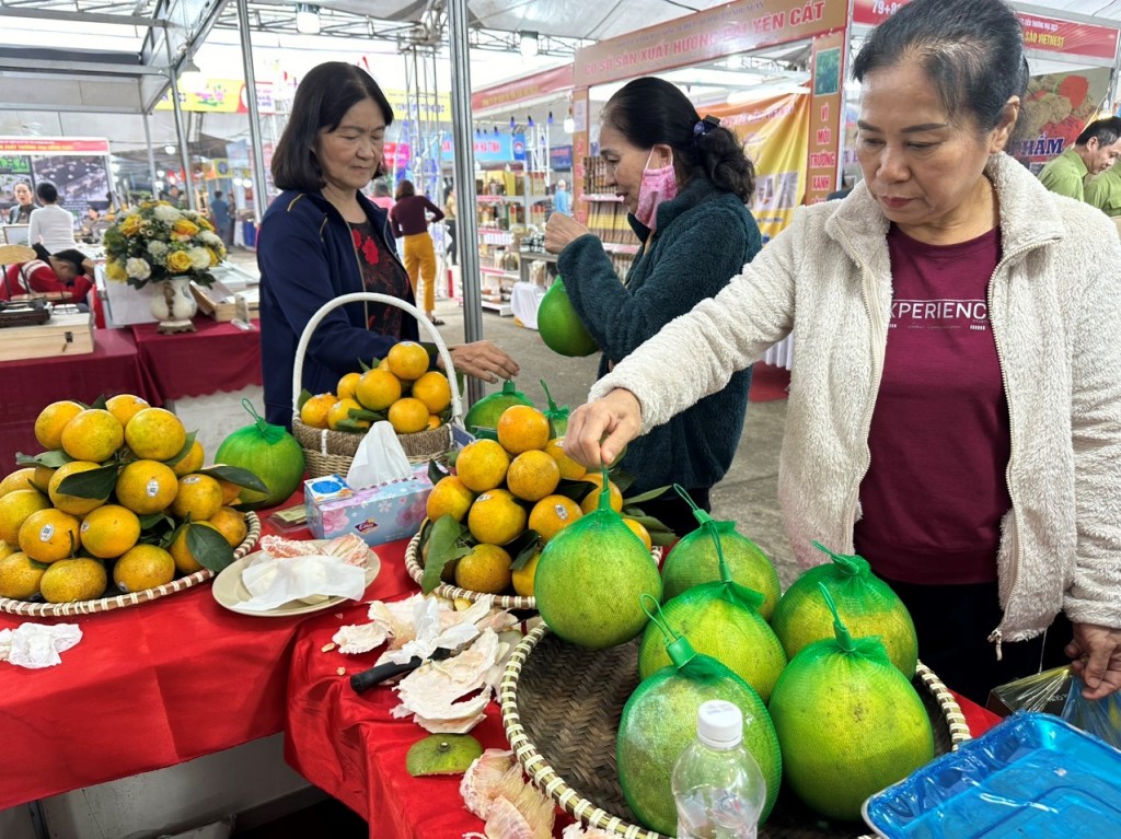 Nông sản OCOP bán chạy nhất tại Hội chợ Công Thương vùng Bắc Trung Bộ