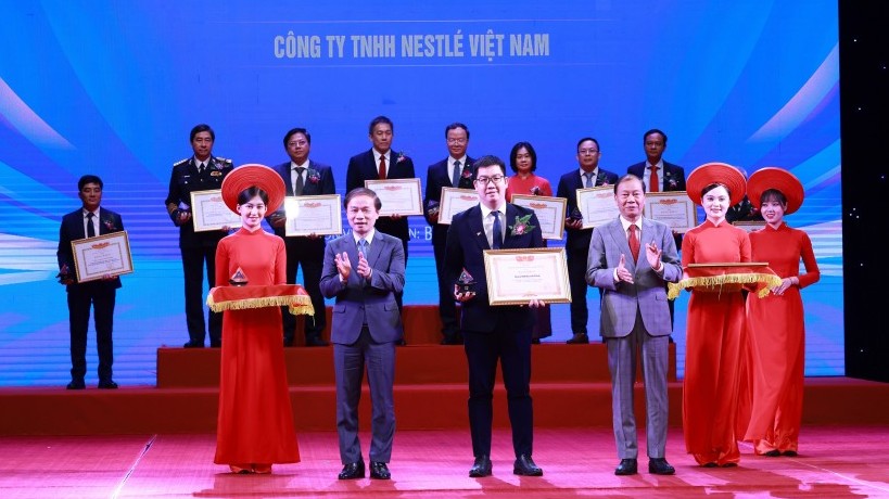 Nestlé Việt Nam dẫn đầu trong Top 100 Doanh nghiệp bền vững năm 2023