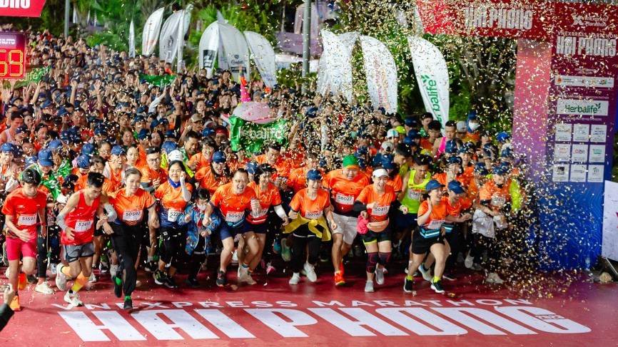 Hơn 11.000 vận động viên tham gia VnExpress Marathon Hải Phòng 2023