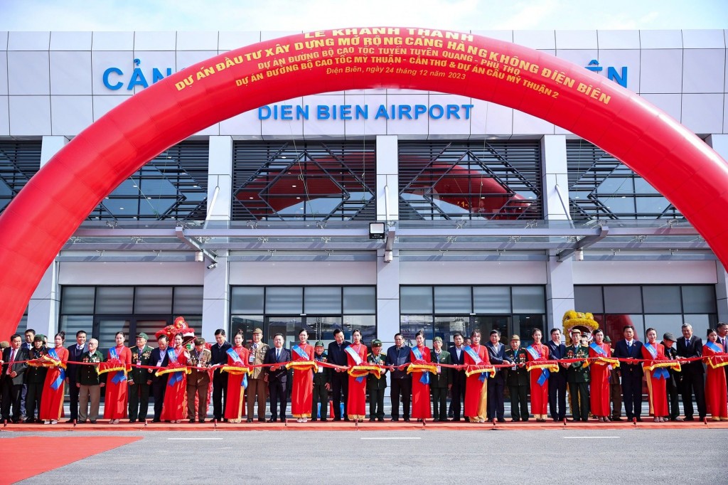 UDIC nhận Bằng khen tại lễ khánh thành Dự án mở rộng Cảng hàng không Sân bay Điện Biên