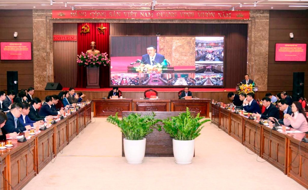 Quận Hoàn Kiếm tổ chức 2 trận địa pháo hoa tầm cao dịp Tết Nguyên đán 2024