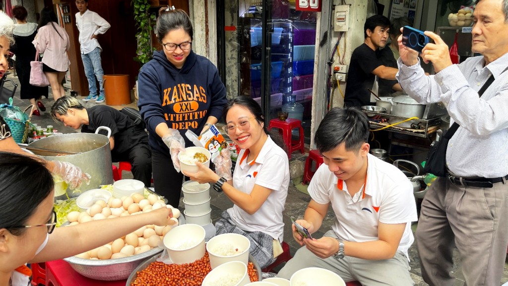 Hải sản rắc cơm JapiFoods - thiện nguyện là hành động tất yếu từ trái tim