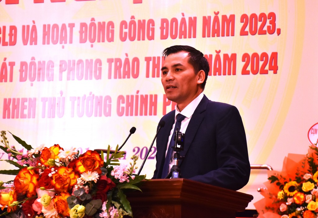 Công đoàn ngành Giao thông Vận tải Hà Nội đón nhận Bằng khen Thủ tướng Chính phủ