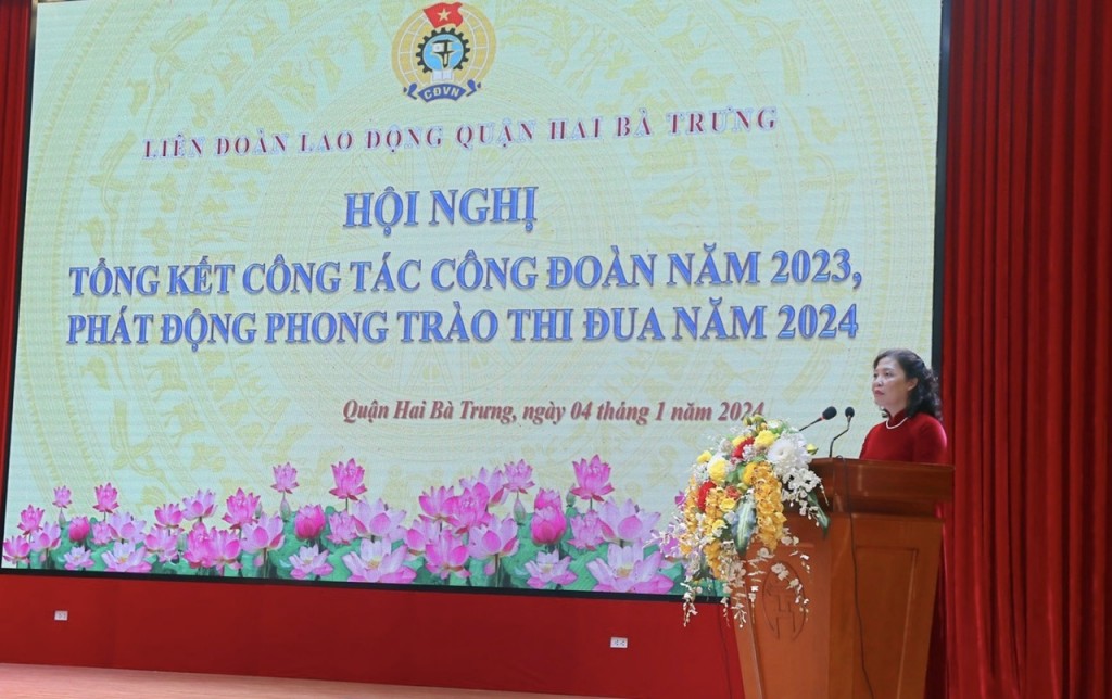 LĐLĐ quận Hai Bà Trưng đón nhận Cờ đơn vị xuất sắc của Tổng LĐLĐ Việt Nam