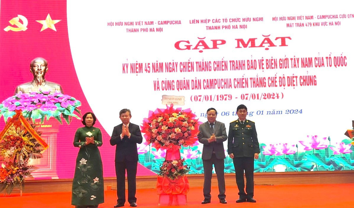 Vun đắp mối quan hệ hữu nghị Việt Nam - Campuchia ngày càng phát triển
