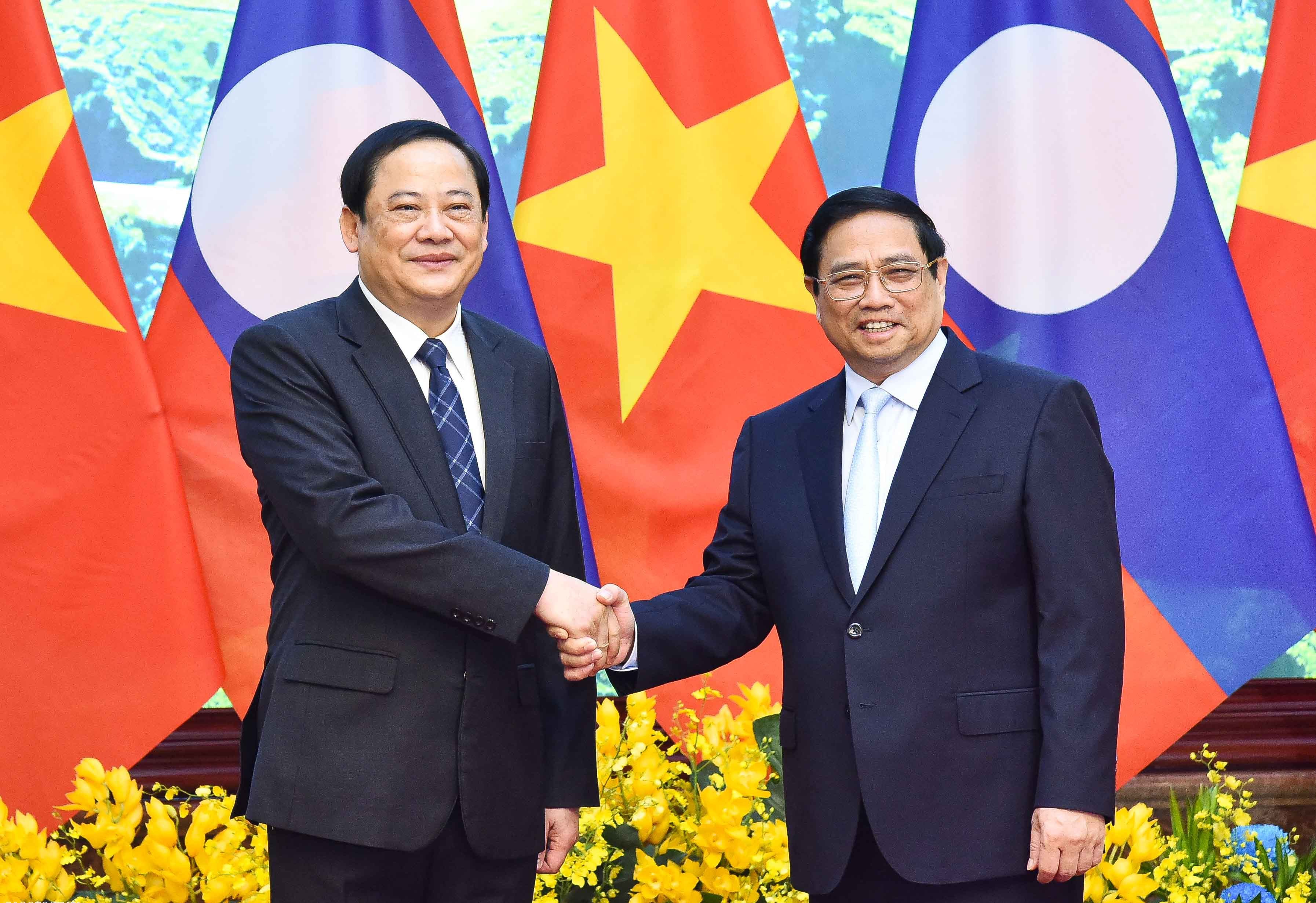 Tăng cường kết nối hai nền kinh tế Việt Nam - Lào