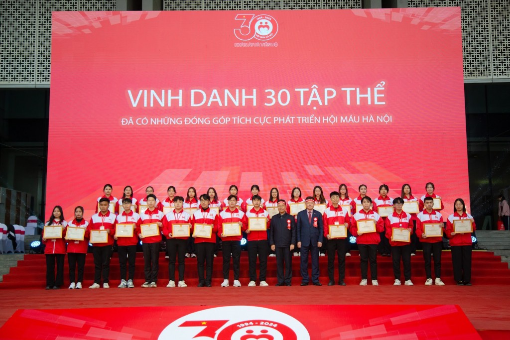 Hành trình 30 năm lan toả tinh thần nhân ái, kết nối dòng máu Việt