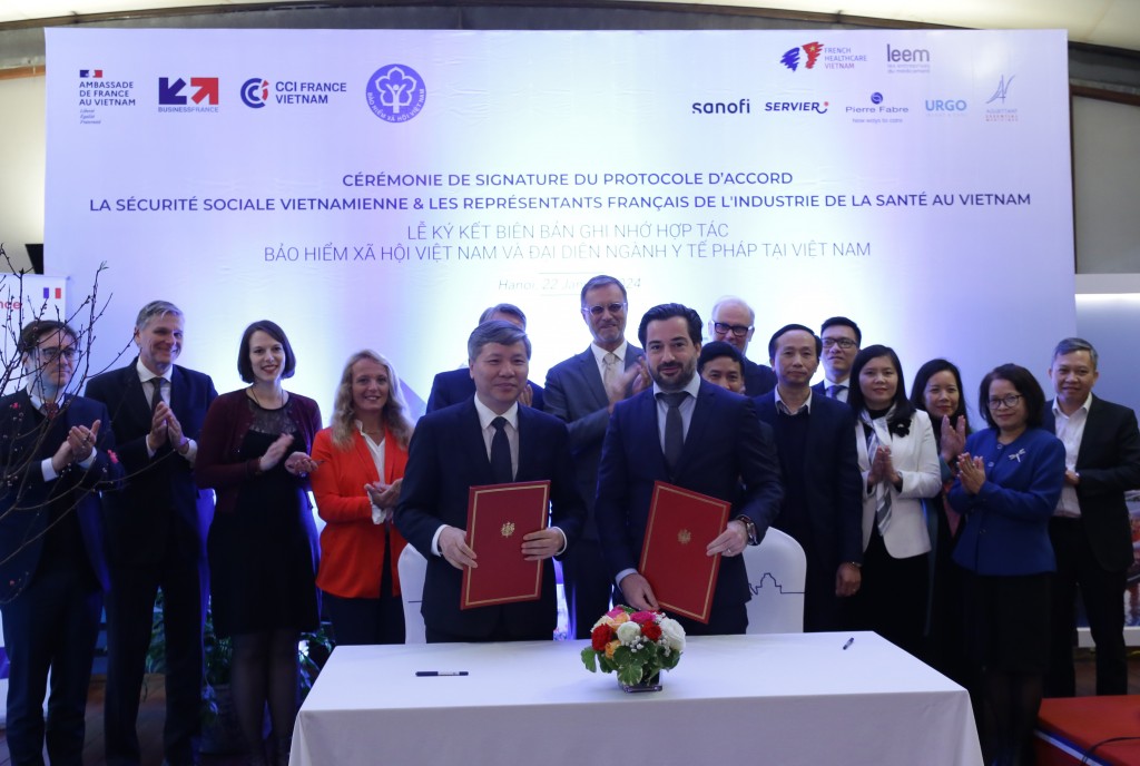 BHXH Việt Nam và Phòng Xúc tiến Thương mại Pháp tại Việt Nam ký kết hợp tác chiến lược toàn diện