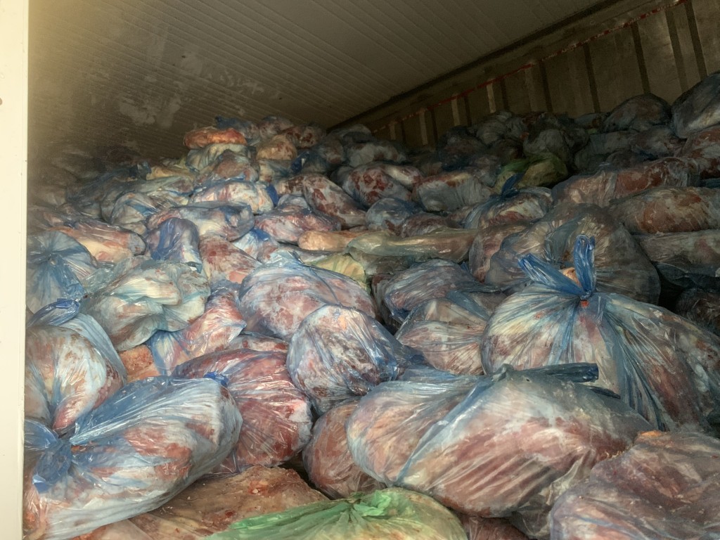 Hà Nội: Phát hiện 40 tấn thịt lợn nhiễm dịch bệnh nguy hiểm tại huyện Chương Mỹ