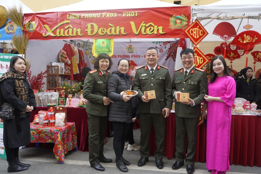 Vui Xuân đón Tết cùng đoàn viên công đoàn Công an thành phố Hà Nội