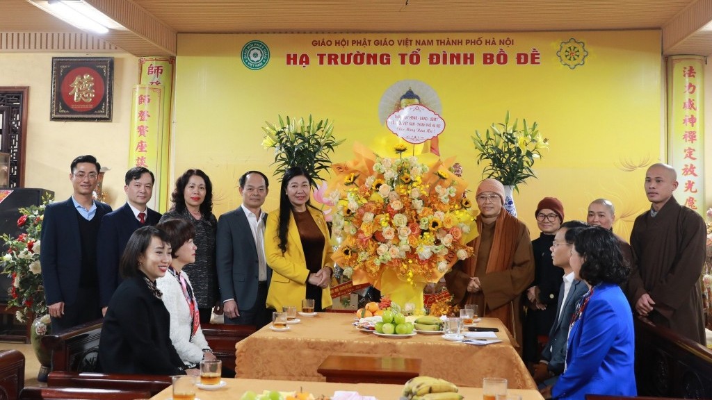 Chủ tịch Mặt trận Hà Nội thăm, chúc Tết Phân ban Ni giới Trung ương Giáo hội Phật giáo Việt Nam