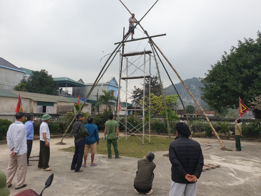 Độc đáo lễ đốt Đình Liệu, rước lửa đón năm mới Độc đáo lễ đốt Đình Liệu, rước lửa đón năm mới