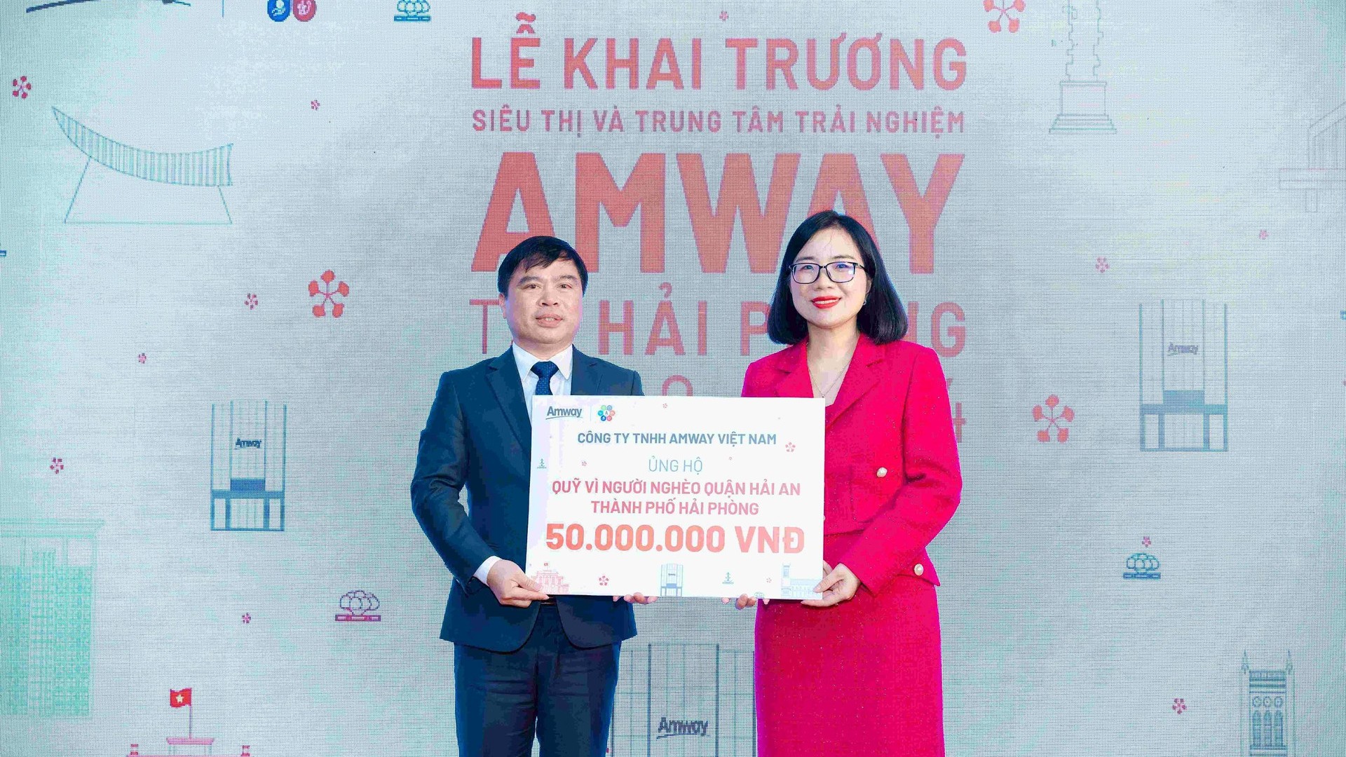 Amway Việt Nam khai trương chuỗi siêu thị và trung tâm trải nghiệm đầu năm mới