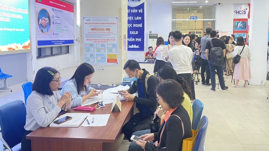 Hơn 44.000 cơ hội việc làm tại Phiên giao dịch việc làm kết nối 9 tỉnh, thành phố