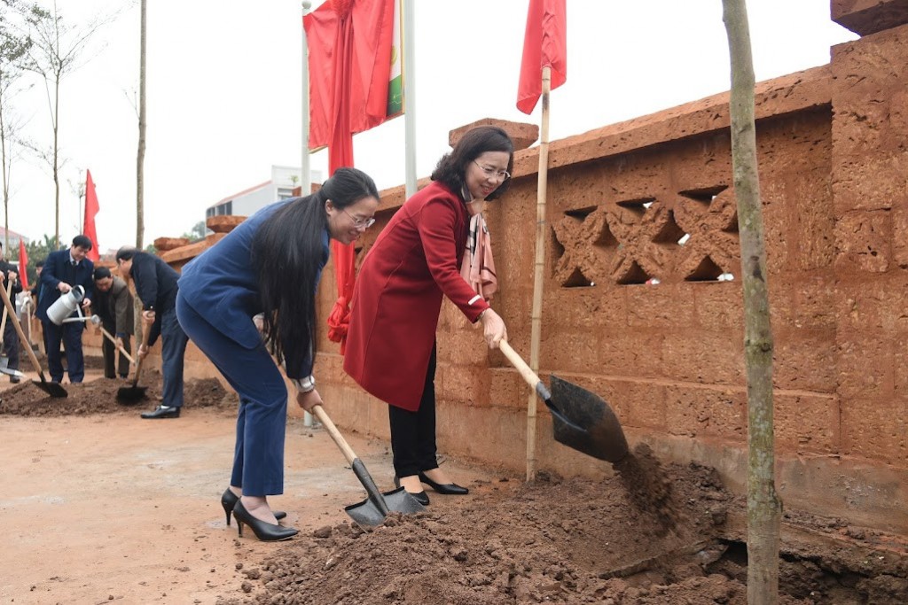 Hội Nông dân Hà Nội phát động Tết trồng cây, kỷ niệm 70 năm Ngày giải phóng Thủ đô