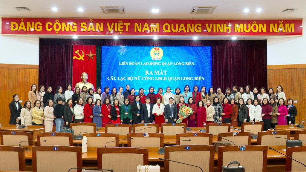 Ra mắt Câu lạc bộ Nữ công Liên đoàn Lao động quận Long Biên