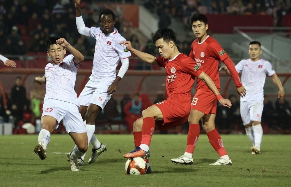 Vòng 12 V-League: Hoàng Anh Gia Lai có 3 điểm trên sân khách, Thể Công Viettel bị cầm hòa