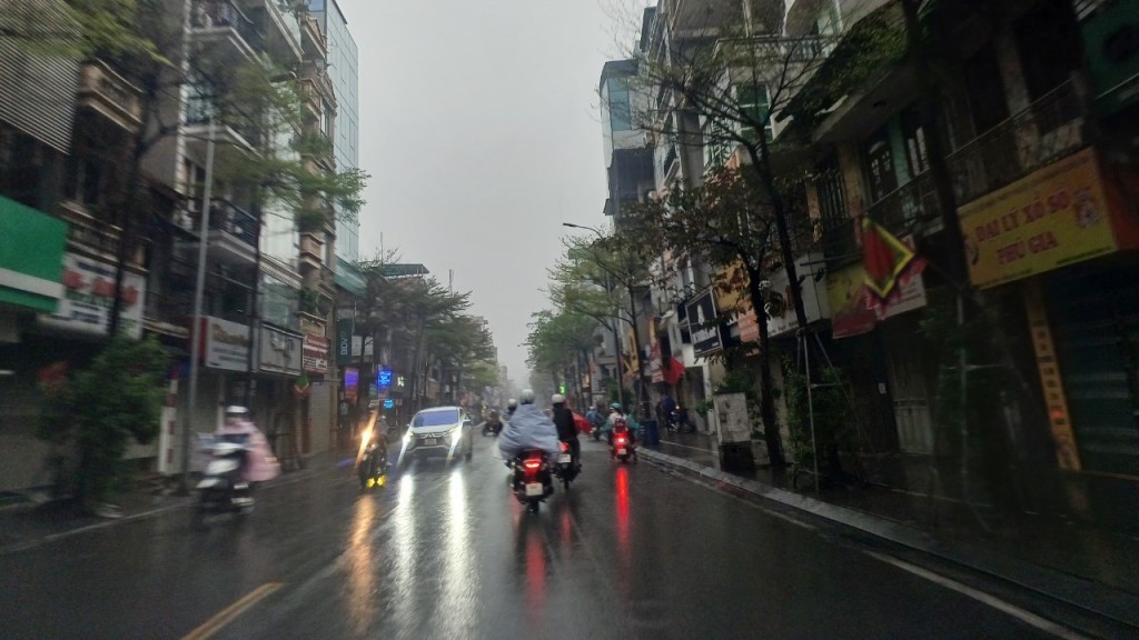 Dự báo thời tiết ngày 25/3: Hà Nội tiếp tục có mưa phùn, sương mù rải rác