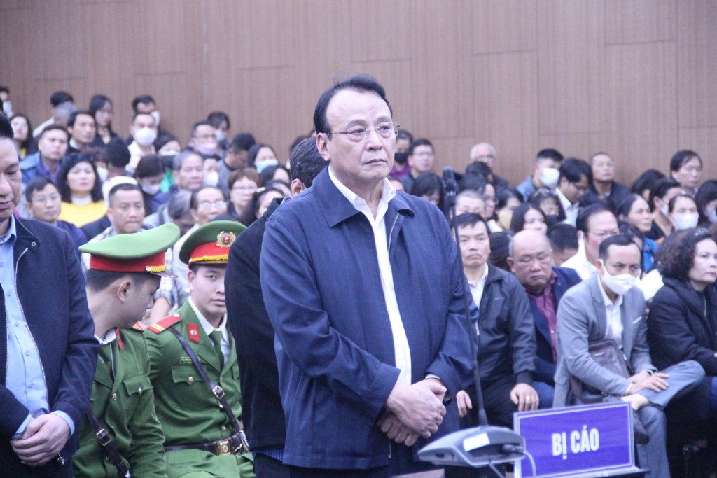 Chủ tịch Tân Hoàng Minh hứa trả lãi mua trái phiếu cho các bị hại