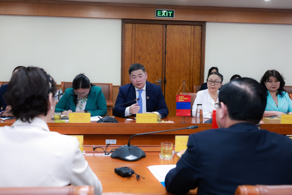 Tổng Liên đoàn Lao động Việt Nam hội đàm với Tổng Công đoàn Mông Cổ