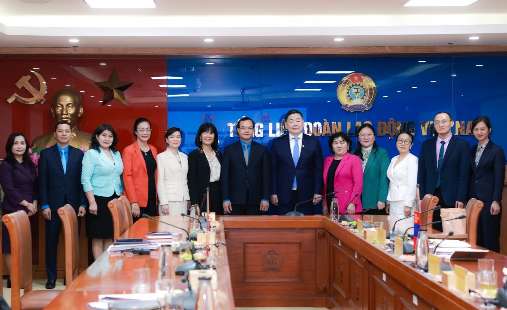 Tổng Liên đoàn Lao động Việt Nam hội đàm với Tổng Công đoàn Mông Cổ