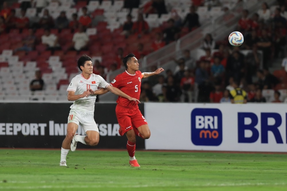 Lại thua, tuyển Việt Nam buộc phải thắng Indonesia lượt về trên sân Mỹ Đình