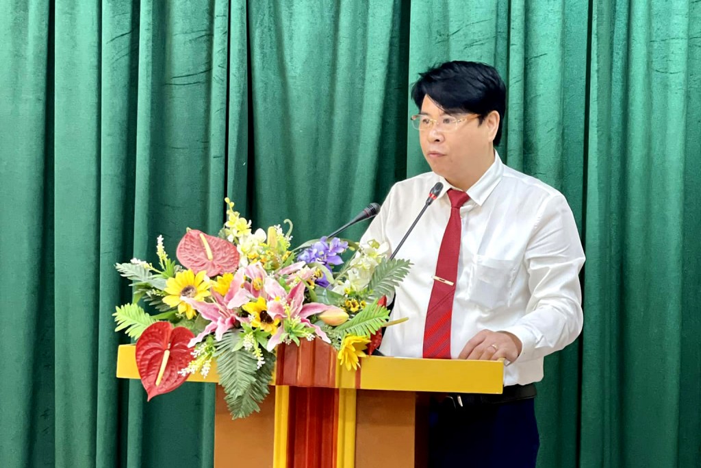 Đồng chí Nguyễn Duy Hiển giữ chức Chủ tịch LĐLĐ huyện Thường Tín