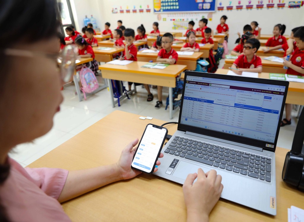 Hà Nội: Triển khai thí điểm học bạ số ở các trường phổ thông