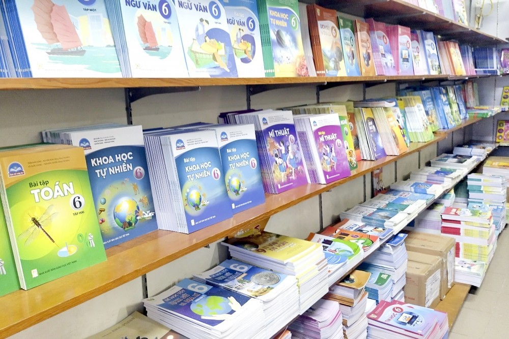 Nhà xuất bản Giáo dục Việt Nam giảm giá sách giáo khoa năm học 2024 - 2025