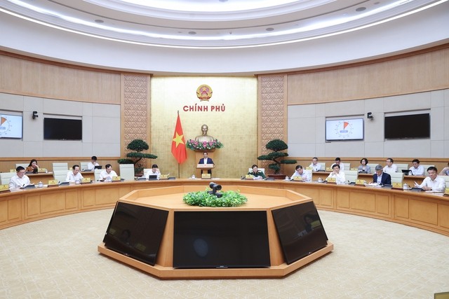 Thủ tướng Phạm Minh Chính chủ trì phiên họp Chính phủ chuyên đề pháp luật tháng 4/2024