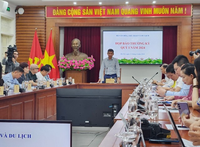Tập trung xây dựng, phát triển văn hóa và con người Việt Nam trong thời kỳ mới