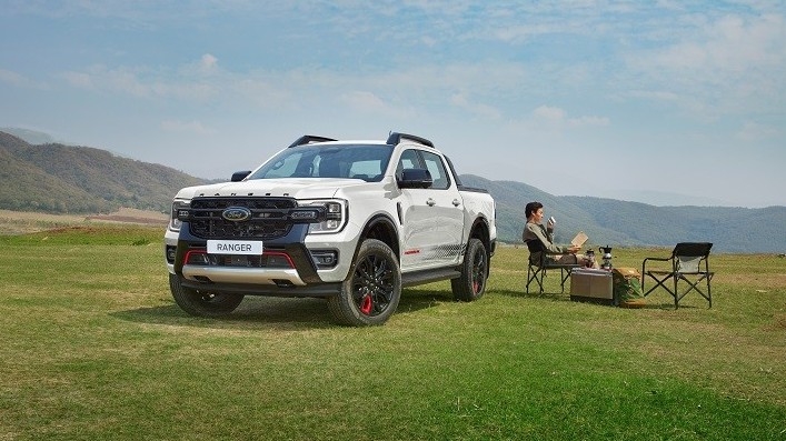 Ford Everest Platinum và Ford Ranger Stormtrak nâng tầm trải nghiệm khách hàng thế hệ mới