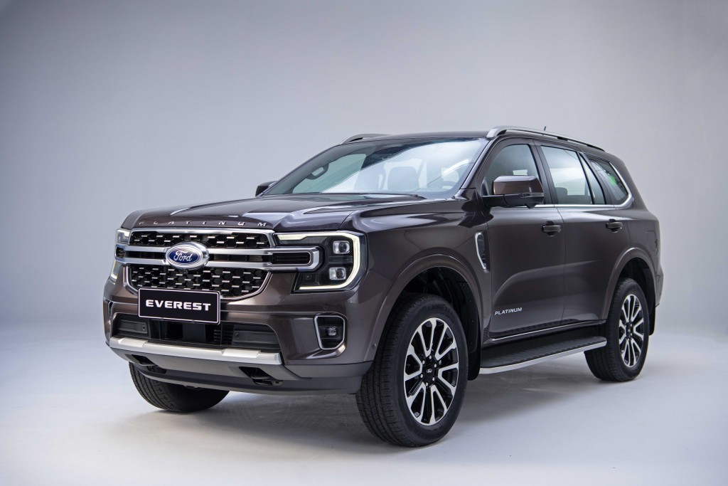 Ford Everest Platinum kiến tạo hành trình khách hàng Ford Thế hệ mới toàn diện
