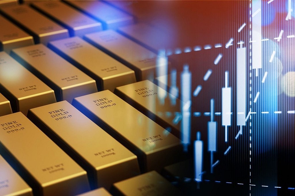 Giá vàng trong nước đang dần tiệm cận giá vàng thế giới