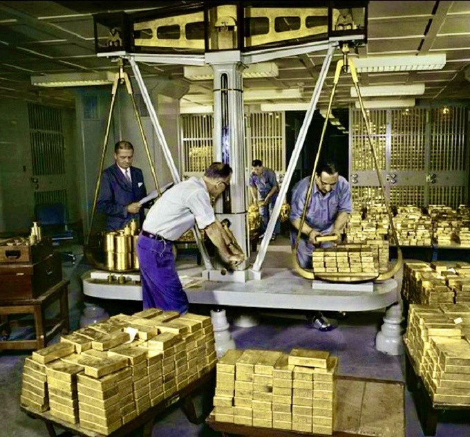 Quốc gia nào đang dự trữ vàng lớn nhất thế giới?