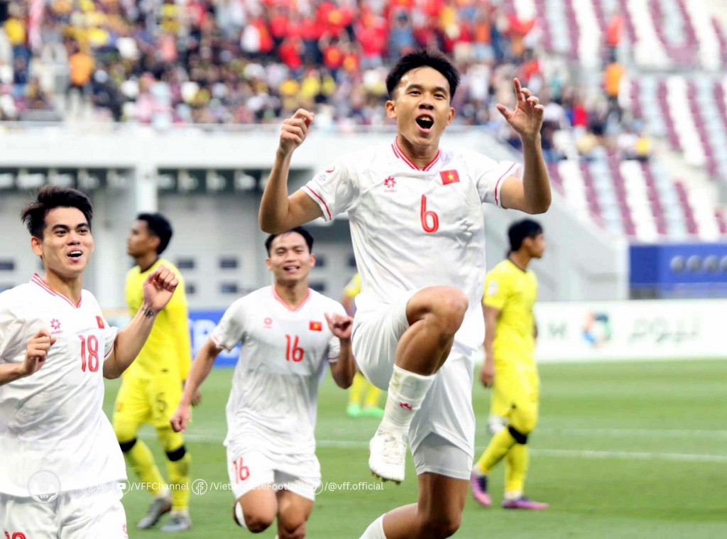 U23 Việt Nam là đội đầu tiên của Đông Nam Á vào tứ kết giải U23 châu Á 2024
