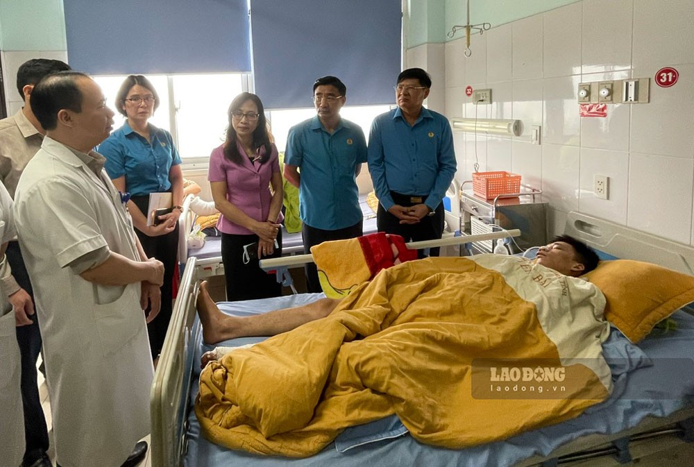 Lãnh đạo Tổng LĐLĐ Việt Nam kịp thời thăm viếng nạn nhân trong vụ tai nạn lao động ở Yên Bái