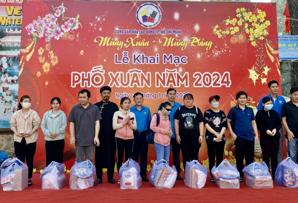 Tháng Công nhân tại Thành phố Hồ Chí Minh với nhiều hoạt động thiết thực
