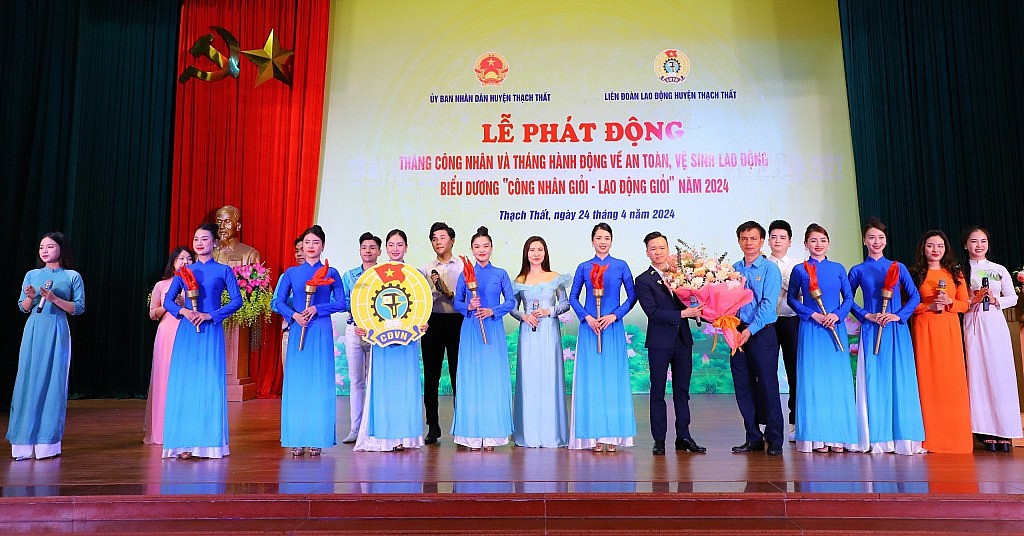 Ấn tượng chương trình “Hát cho công nhân nghe - Nghe công nhân hát” huyện Thạch Thất