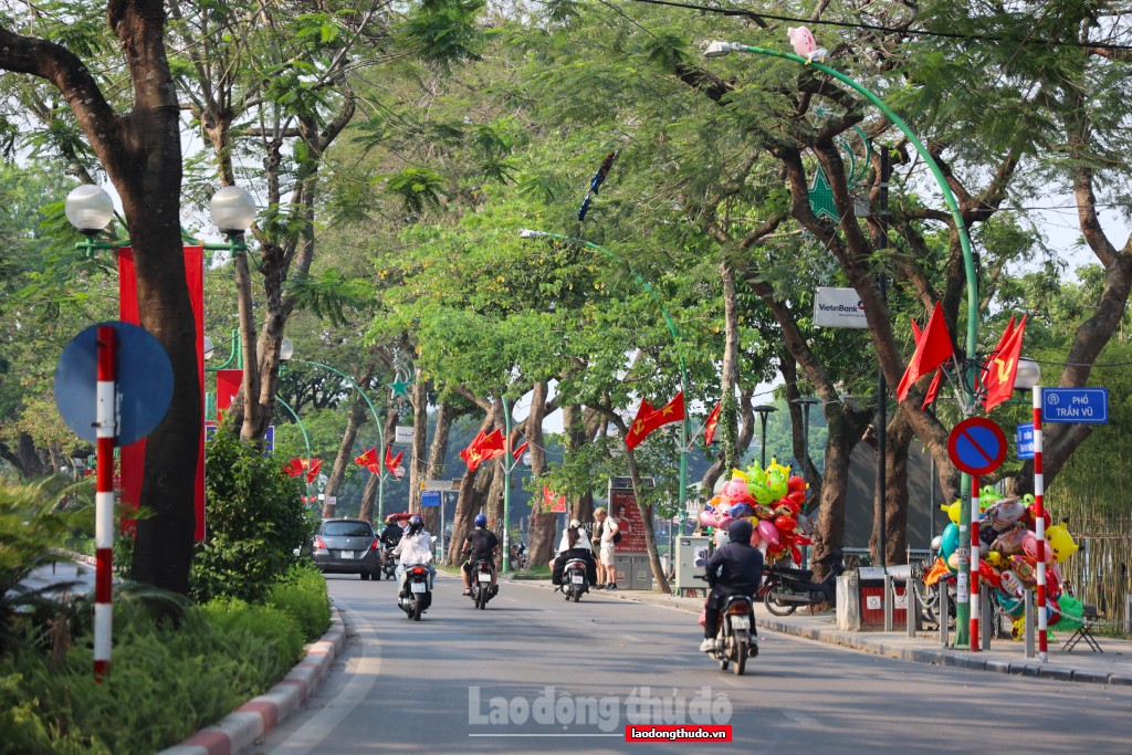 Tổ chức các phong trào thi đua chào mừng Đại hội Đảng bộ các cấp